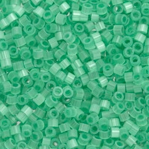 TOHO Aiko 11-1520, Fiber-Optic Light Jade (5 grams)