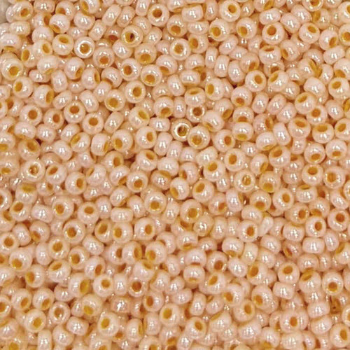 11-0529, Light Peach Ceylon (28 gr.) Miyuki (Discontinued)