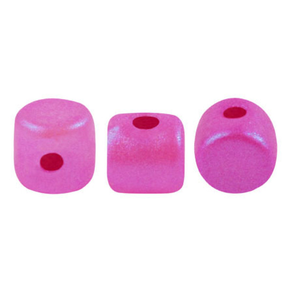 Minos Par Puca Beads, Chatoyant Hot Pink (5 grams/~100 beads)