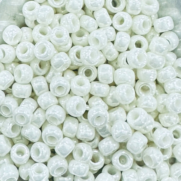 6-0121, Opaque Light Cream Luster (28 gr.) Toho 