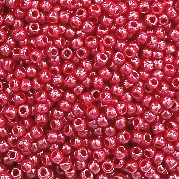 11-0125, Opaque Cherry Luster (28 gr.) Toho