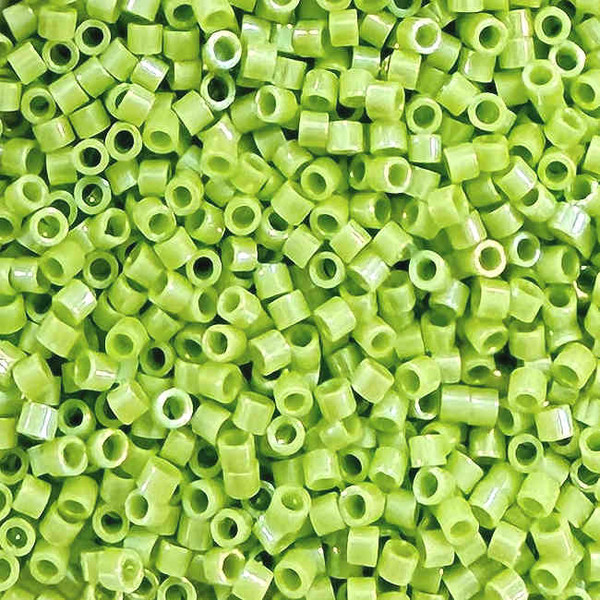 TOHO Aiko 11-404, Opaque Sour Apple Rainbow (5 grams)