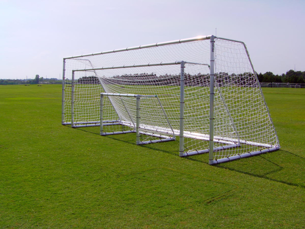 Pevo Soccer Goals - 4.5 ' x 9' Economy Series (pair)