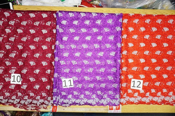 Biggest Sale Laces. Select left or right lace