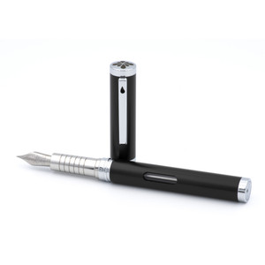 Diplomat Nexus Fountain Pen Black/Chrome Diplomat Nexus Fountain Pen Black/Chrome