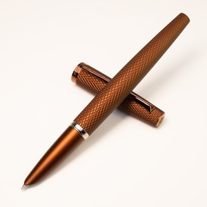 Diplomat Viper Green Guilloche(Brown) Fountain Pen Fine/Medium