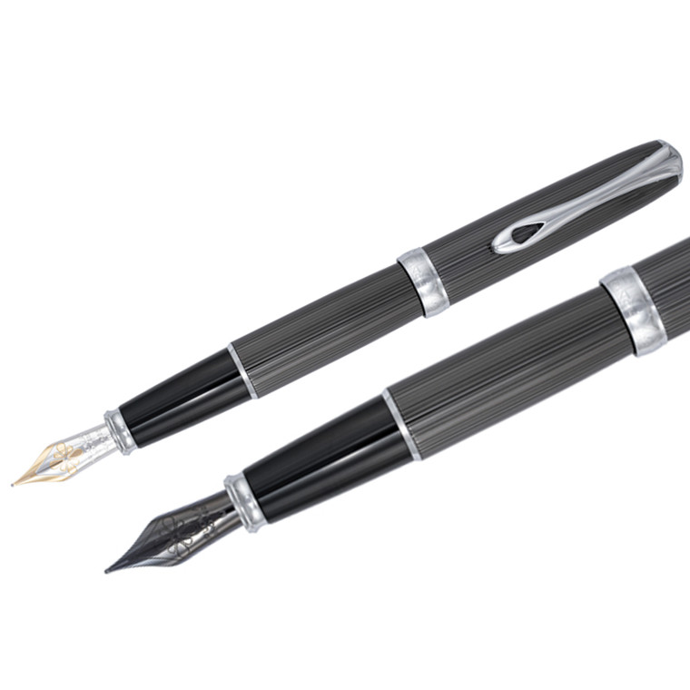 Diplomat Excellence A2 Guilloche Black/Chrome Fountain Pen