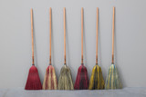Best Brooms for Hardwood Floors, Outdoor Use & Everyday Cleaning (Amish vs Regular)