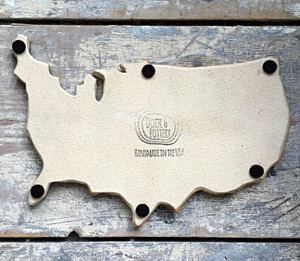 Back of the trivet has felt pads for stability of trivet.