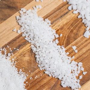 Medium size salt grains in the Heirloom Salt  from J.Q. Dickinson Salt Works and Appalachian Mercantile. Harvest Array's New American-made partner.