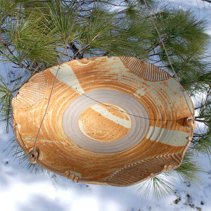 Top view of the butternut hanging bird bath