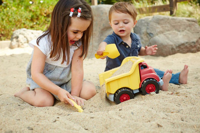 Toyvian Mini Wooden Tipper Truck - Small Dump Truck For Fairy Gardens & Succulent Planters