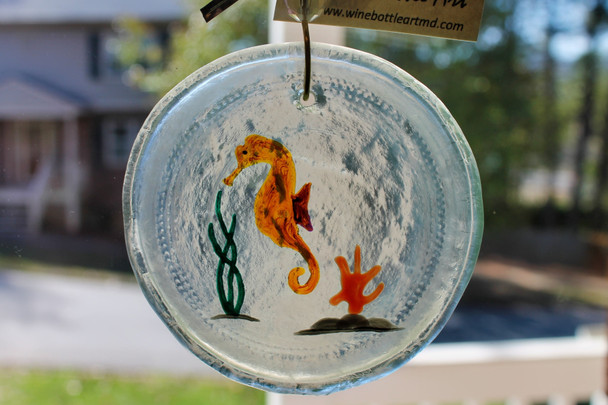 Seahorse glass suncatcher version 2