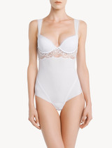 Underwired Bodysuit in white Lycra with Leavers lace_1