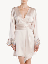 Short robe in blush pink silk with embroidered tulle_1
