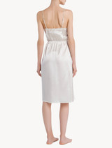 Nightgown in off-white silk with Leavers lace and sheer inserts_2