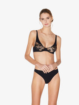 Underwired bra in black with French Leavers lace_1