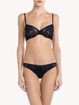 Underwired bra in blue Leavers lace_1