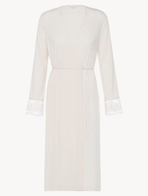 Robe in off-white rayon_4