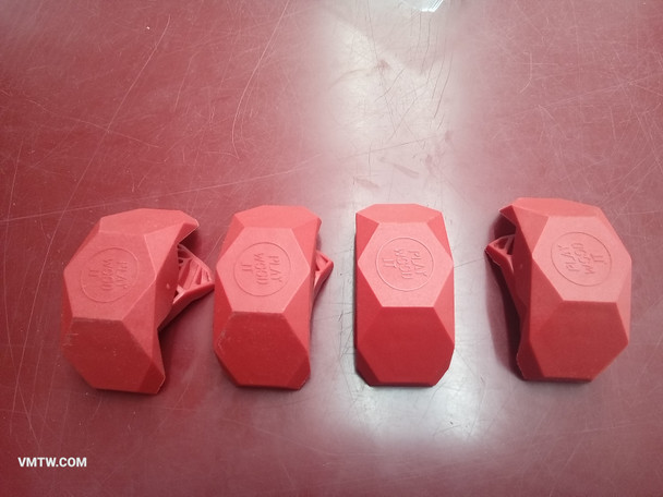 PlayWood 4pcs 90 connectors. Hi-tech plastic clamps for joining wood panels of 3/4 inches. Ideal for DIY: create furniture for your home, garden, office, kidsroom and setup events (Red)