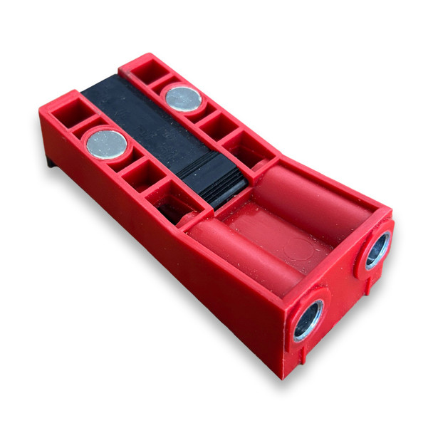 Pocket Hole Jig kit with Builders 500 pack of pocket hole screws for 3/4 hard and soft wood. Build tables, shelves, cabinets, furniture, and more Pocket Hole Jig kit with Builders 500 pack of pocket hole screws for 3/4 hard and soft wood. Build tables, shelves, cabinets, furniture, and more