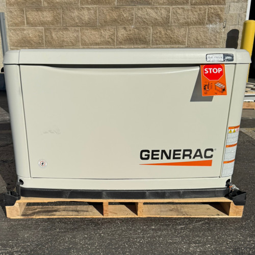Generac 7226 18kW Guardian Generator (Scratch & Dent) - Front