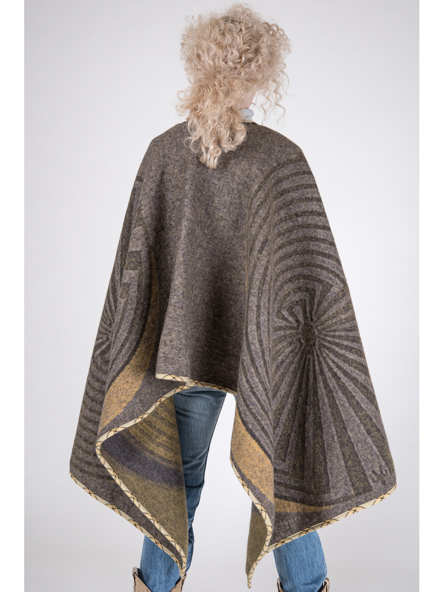 KAPITAL Jacket/Vest Tirol Wool Moon MAZE Pattern Shaman Poncho