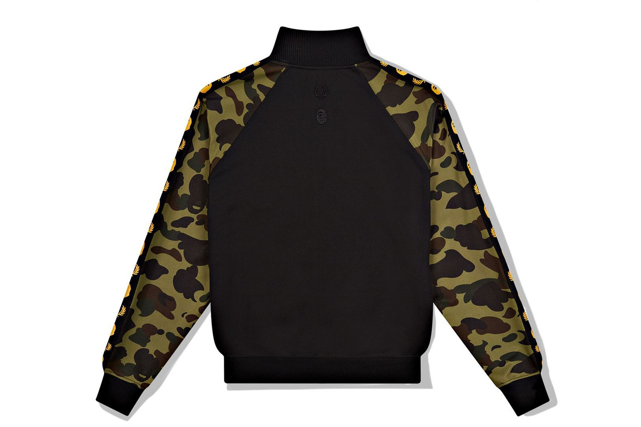 CUT AND SEWN [BAPE X FRED PERRY] TRACK JACKET