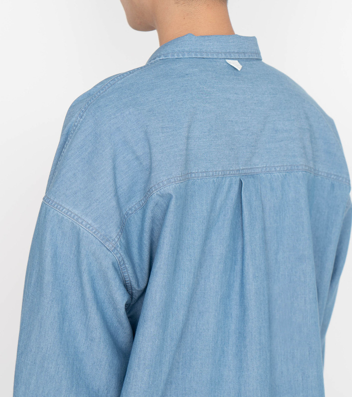 トップス nanamica Regular Collar Chambray Shirt Nanamica Regular Collar Chambray Shirt - Indigo | Wallace