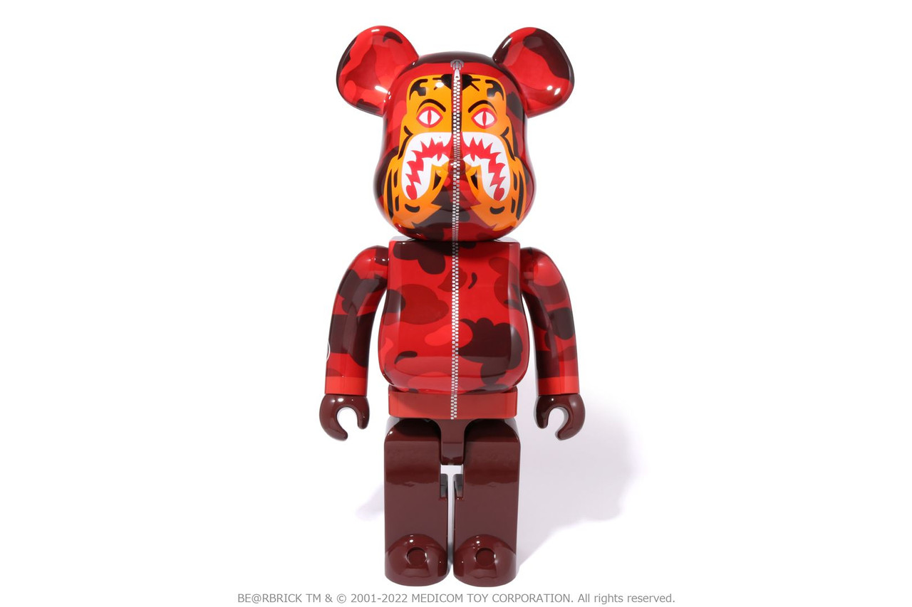 コミック・アニメ Bearbrick A BATHING APE Camo Tiger 1000% Bearbrick x BAPE Camo Tiger 1000% Purple – shoegamemanila