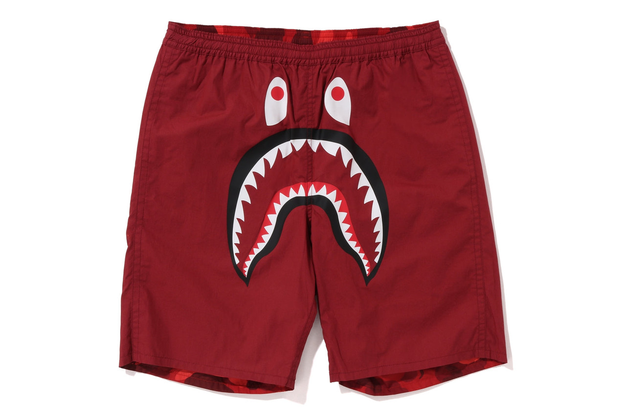 BAPE PANTS COLOR CAMO SHARK REVERSIBLE SHORTS