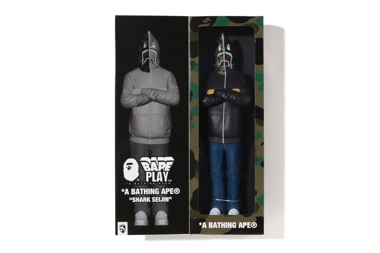 BAPE GOODS SHARK FIGURE