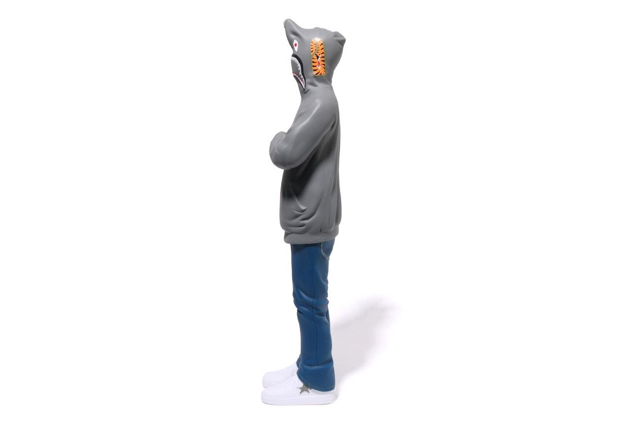 BAPE GOODS SHARK FIGURE