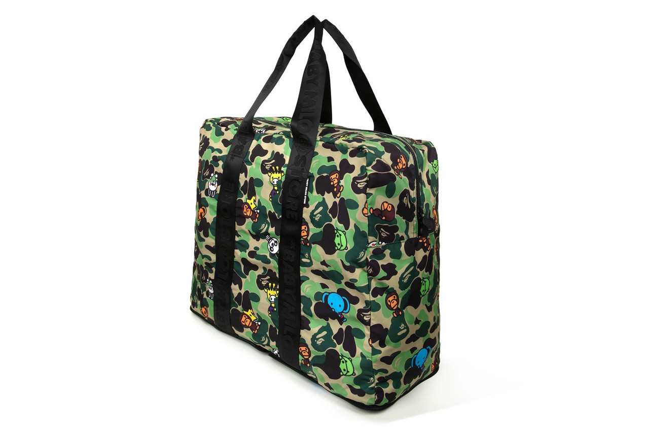 BAPE BABY MILO STORE ABC MILO ALL FRIENDS CAMO FOLDABLE TRAVEL BAG