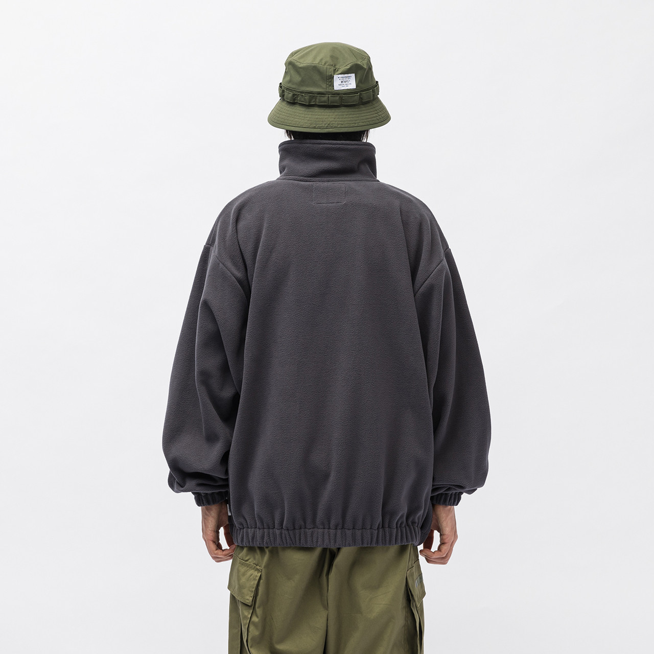 232ATDT-CSM32MH026 WTAPS CHIEF SWEATER POLY. LEAGUE