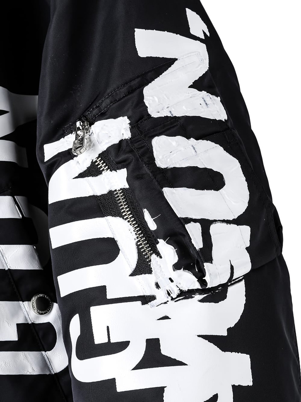 TAKAHIROMIYASHITATheSoloist. OUTER two-way cropped bomber jacket.