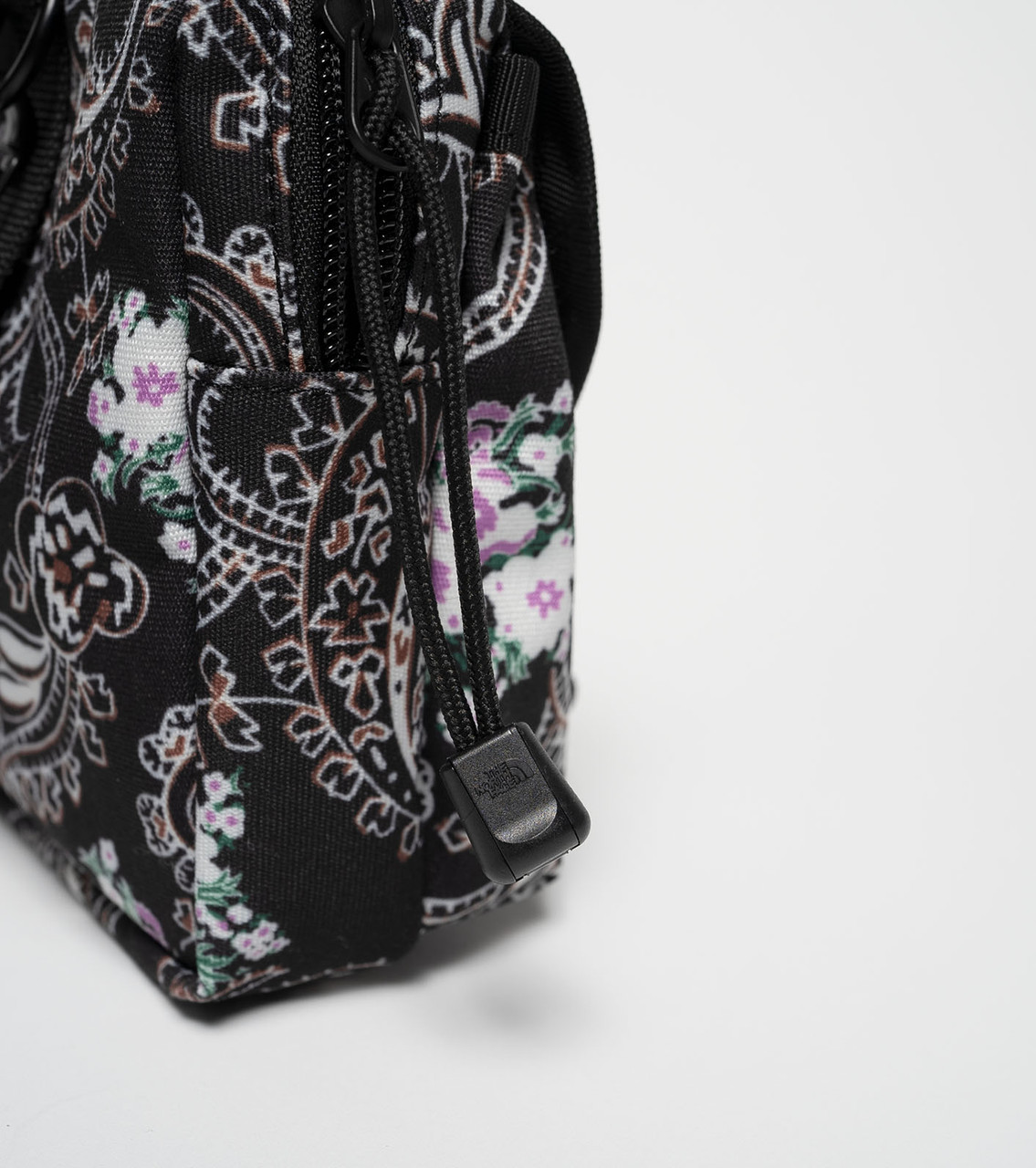 THE NORTH FACE Purple Label BAG Paisley Print Stroll Utility Case