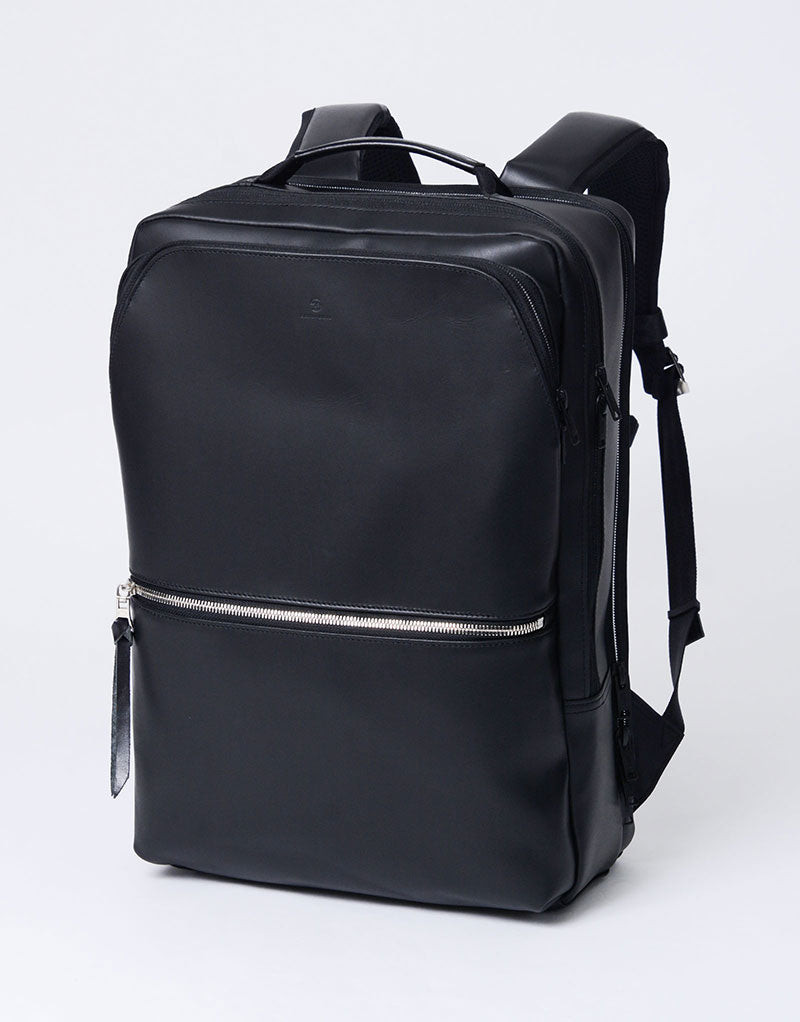 TheMasterPiece　本革　４WAY backpack ビジネスバッグ TheMasterPiece 4Way backpack 本革ビジネスバッグ 黒