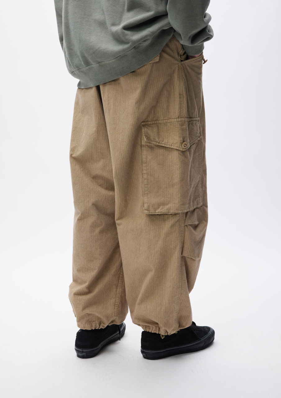 【期間限定値下げ】 NEIGHBORHOOD WIDE CARGO PANTS NEIGHBORHOOD - WIDE CARGO PANTS | HBX - Globally Curated