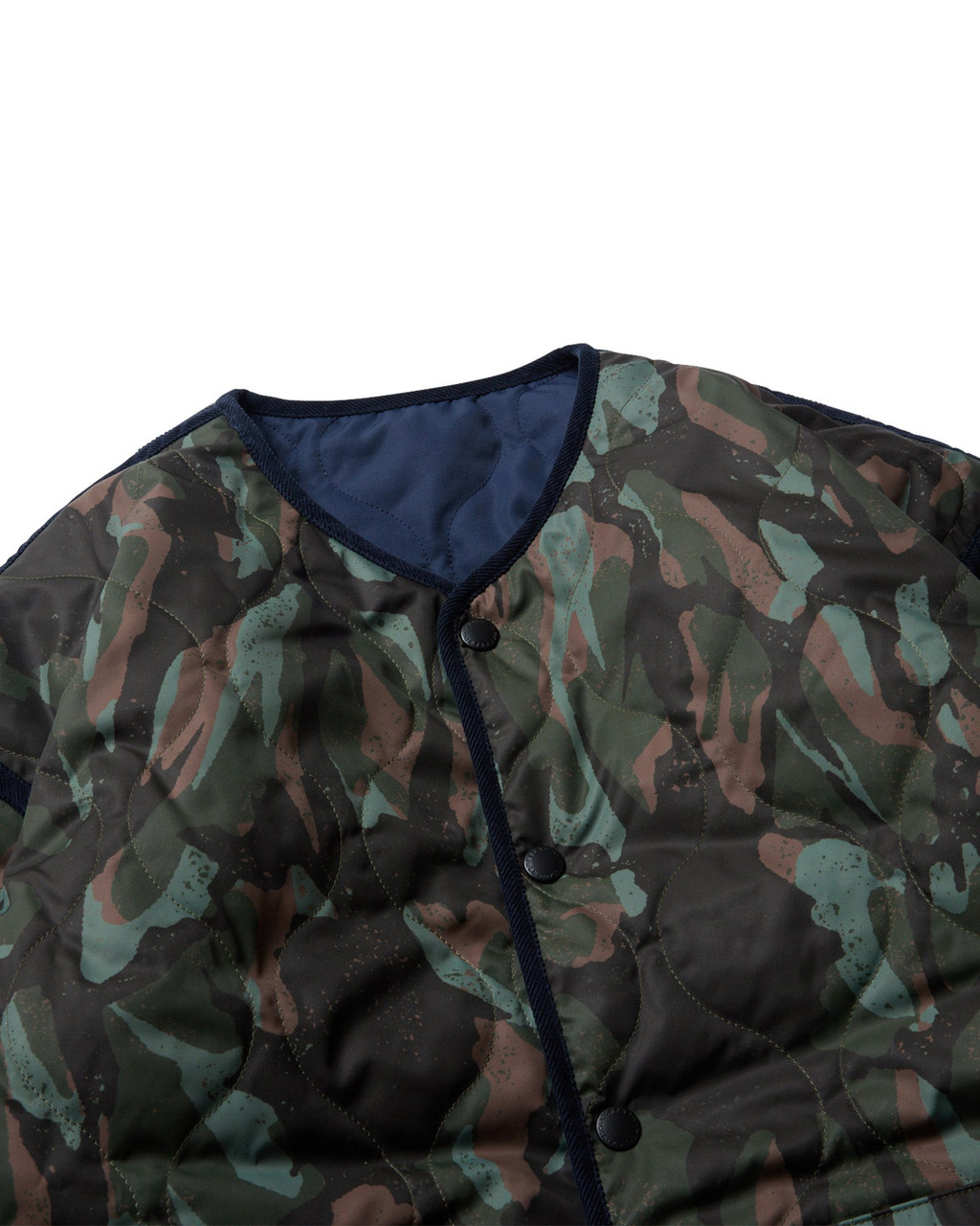 ジャケット・アウター Evisen REVERSIBLE SOUVENIR QUILTED JKT Evisen Skateboards JACKET REVERSIBLE SOUVENIR QUILTED JKT - OLIVE