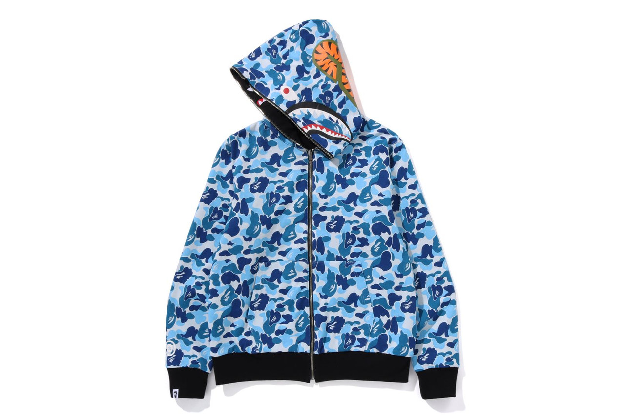BAPE CUT AND SEWN ABC CAMO REVERSIBLE SHARK FULL ZIP HOODIE