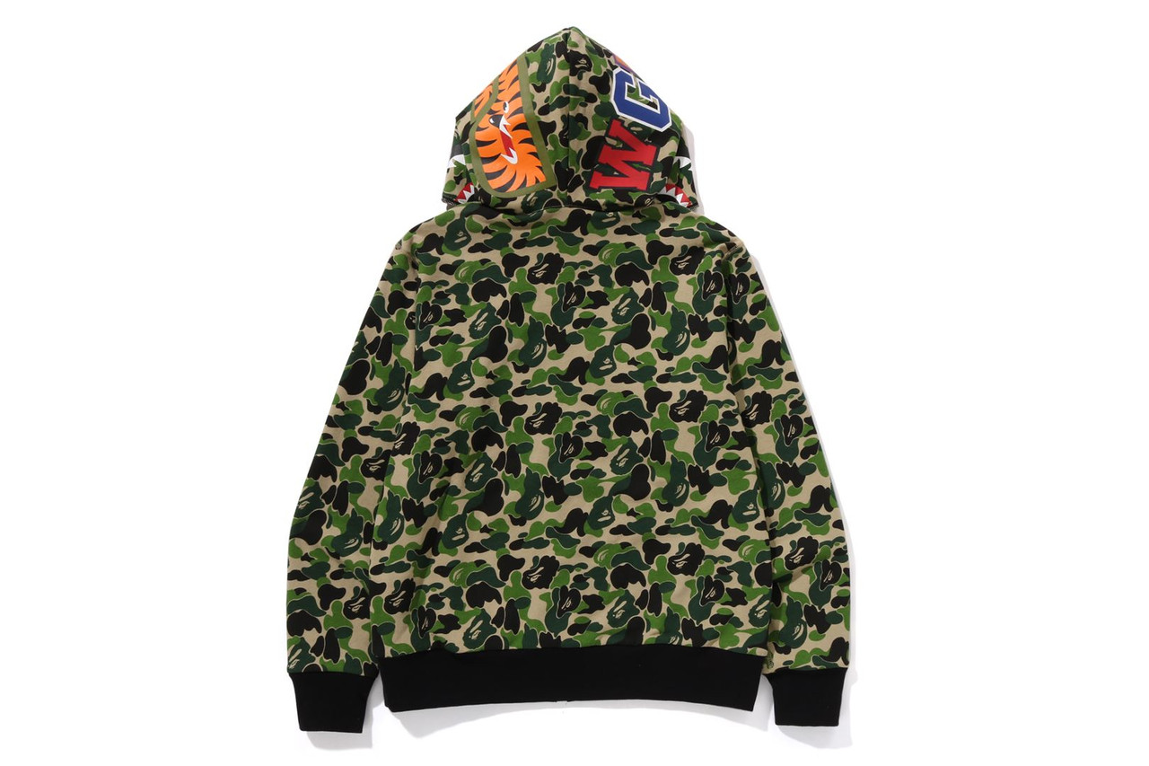 BAPE CUT AND SEWN ABC CAMO REVERSIBLE SHARK FULL ZIP HOODIE
