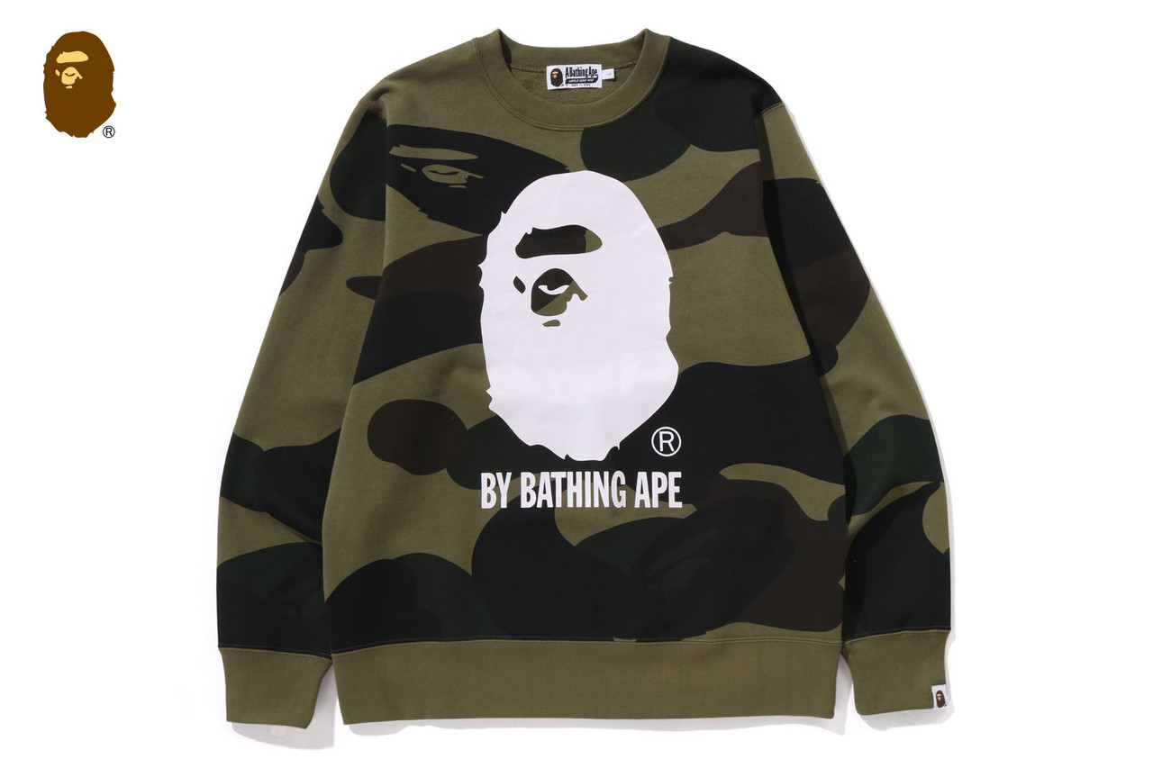 【A BATHING APE】2色展開 GIANT 1ST CAMO CREWNECK SWEATSHIRT BAPE SWEAT / HOODIE GIANT 1ST CAMO BY BATHING APE CREWNECK