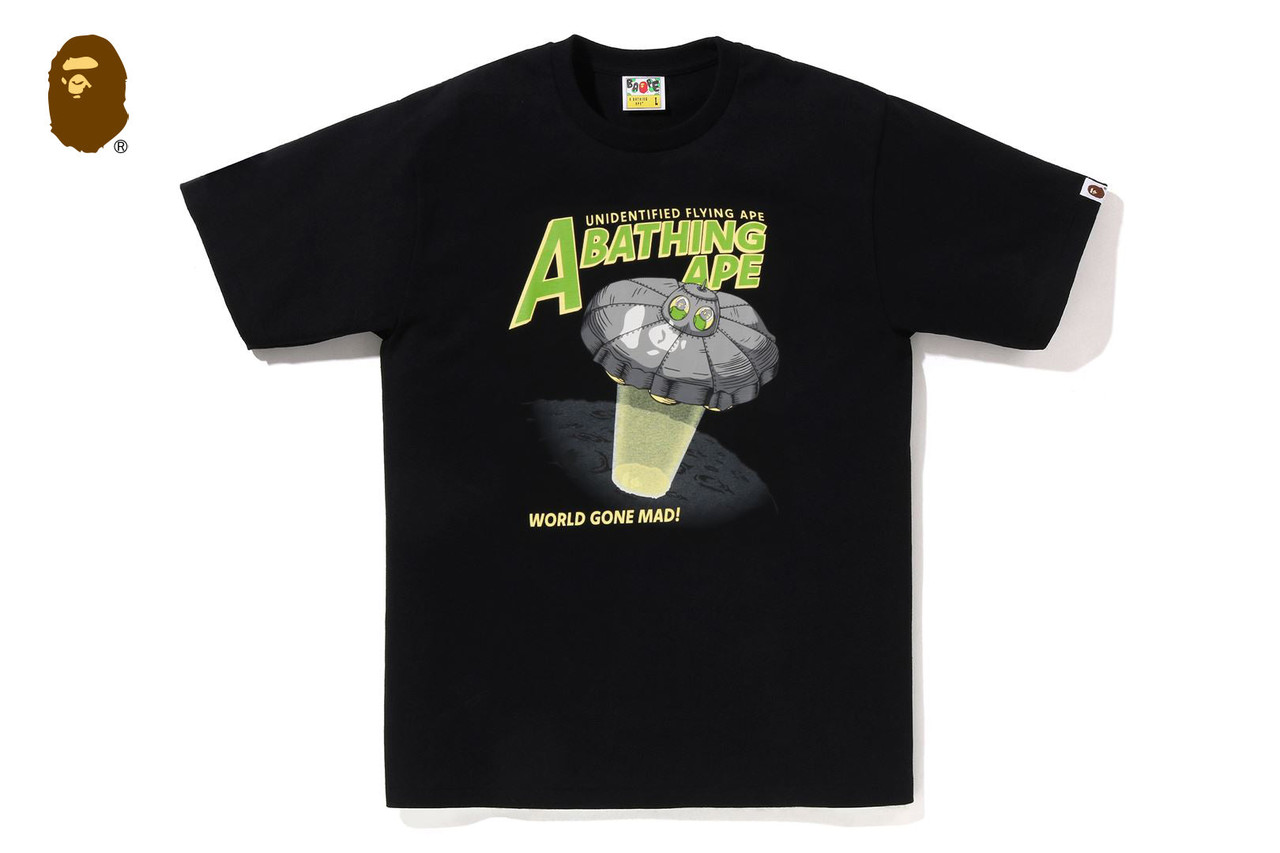 BAPE T-SHIRT APE HEAD UFO ON MOON TEE