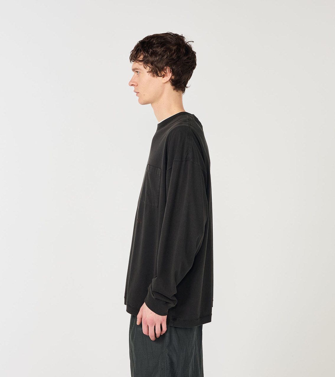nanamica T-SHIRT OOAL L/S Pocket Tee Online Shop to Worldwide nanamica T-SHIRT OOAL L/S Pocket Tee Online Shop to Worldwide