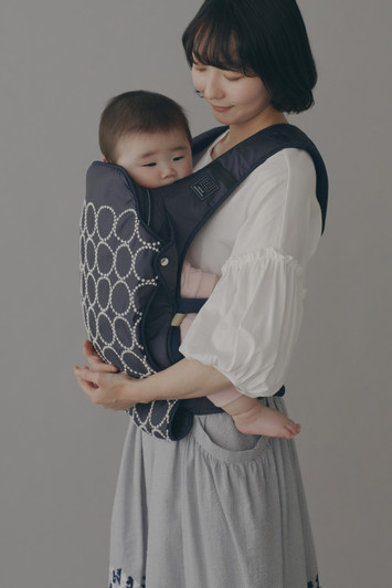 Picture No.1 of minä perhonen tambourine Baby Carrier <ANDROSOPHY> EV1601
