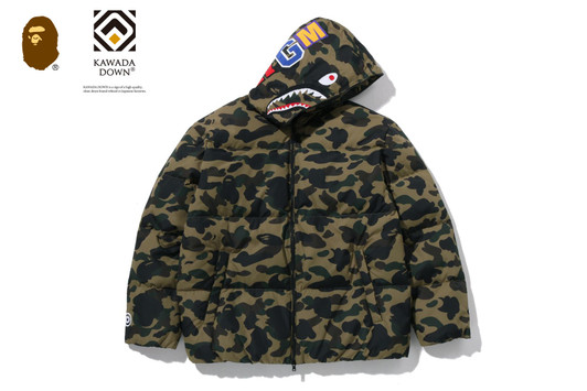 Picture No.1 of BAPE 1ST CAMO SHARK DOWN JACKET 1L80-144-305