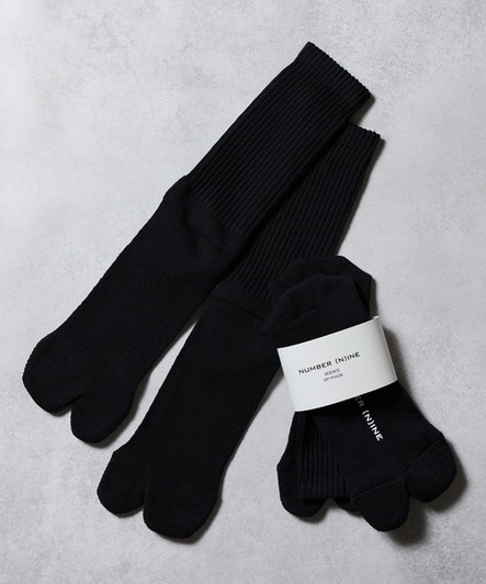 Picture No.1 of NUMBER (N)INE 100% Fine Cotton Plain 2 Pack Rib Tabi Socks F25GNA003