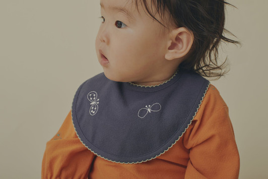 Picture No.1 of minä perhonen Choucho Bib 2024-25 a/w ACA7218P