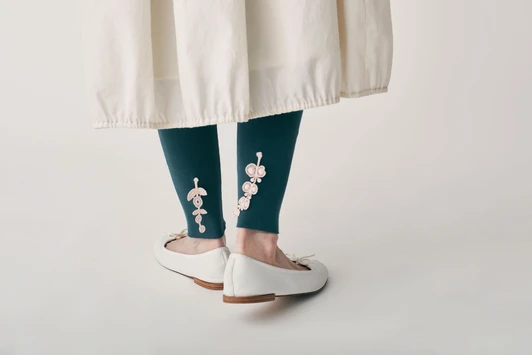 Picture No.1 of minä perhonen Tuttua Leggings 2025 S/S ADS8008